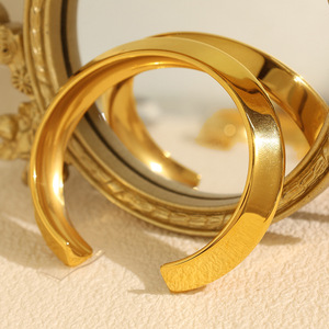 Brazalete Abierto Dorado para Mujer, Joyería de Moda Geométrica Minimalista, Aleación de Zinc, Diseño Redondo, Estilo Instagram - Product Image 3