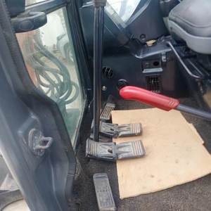 Mini-pelles sur chenilles Hitachi ZX50 ZX55 ZX60 d'occasion en bon état, 5 tonnes, moteur, pompe, faible nombre d'heures de fonctionnement, composants hydrauliques principaux - Product Image 2