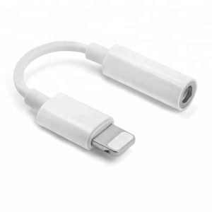 Casque Transfert Câble Adaptateur Pour <span class=keywords><strong>iPhone</strong></span> <span class=keywords><strong>7</strong></span> à 3.5mm Femelle <span class=keywords><strong>Jack</strong></span> Câble Audio Auxiliaire - Product Image 1