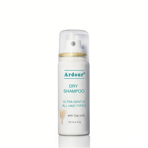El champú seco ultra suave con fórmula suave de avena revive instantáneamente el <span class=keywords><strong>cabello</strong></span> y elimina el olor, <span class=keywords><strong>la</strong></span> suciedad y los aceites - Product Image 1