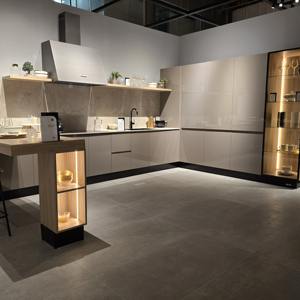 Ensemble <span class=keywords><strong>de</strong></span> meubles <span class=keywords><strong>de</strong></span> salle <span class=keywords><strong>de</strong></span> bain et <span class=keywords><strong>de</strong></span> cuisine modulaires <span class=keywords><strong>de</strong></span> style américain moderne avec comptoirs en <span class=keywords><strong>granit</strong></span> artificiel, vente directe d'usine au Vietnam - Product Image 4