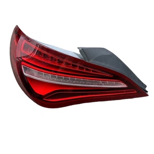 Luces traseras LED originales de <span class=keywords><strong>segunda</strong></span> <span class=keywords><strong>mano</strong></span> de alta calidad para <span class=keywords><strong>Mercedes</strong></span> Benz CLA220 CLA260 W117 - Product Image 2