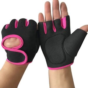 Gants de musculation sans doigts pour femmes avec logo personnalisé - Product Image 2