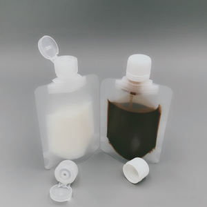 Pochette liquide transparente personnalisée avec bec verseur, sachet debout pour boissons, emballage plastique avec bec verseur - Product Image 1