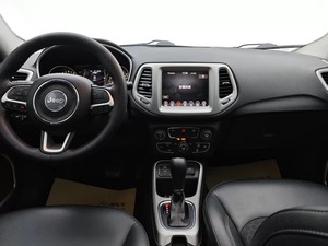 Autos Usados de <span class=keywords><strong>Segunda</strong></span> <span class=keywords><strong>Mano</strong></span>, Jeep Compass 220T 1.4T Edición Yuexiang, SUV Compacto Automático, Volante a la Izquierda, Disponibilidad al por Mayor - Product Image 6