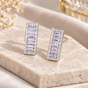 Boucles d'oreilles rectangulaires géométriques pour femmes, style minimaliste et doux, pour le quotidien, le bureau, les fêtes, accessoires cadeaux - Product Image 1