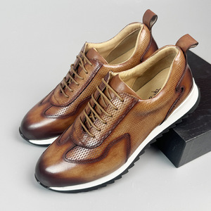Baskets rétro en cuir pour hommes, bout rond, à lacets, respirantes, chaussures de marche, tige en cuir de vache, semelle en caoutchouc, couleur unie - Product Image 4