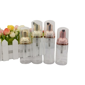 Échantillon GRATUIT – Flacon pompe à mousse nettoyante en PET de 1 oz (50 ml), 2 oz (70 ml), 80 ml, 100 ml avec pompe à mousse plaquée or rose - Product Image 3