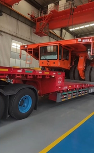 Nouveau grand niveleur de quai électrique à entraînement hydraulique transporteur modulaire automoteur relevable contrôlable à distance - Product Image 2