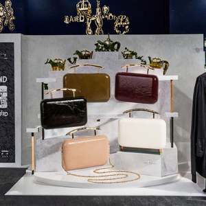 Nueva bolsa de mano plateada con diamantes de imitación para mujer, bolso de hombro brillante con diamantes para la noche y cristales. - Product Image 3