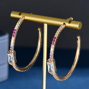 HIBRIDE 新トレンド ブラックとグリーンのキュービックジルコニア ビッグラウンドサークル フープイヤリング 女性用 ブライダルパーティー ジュエリー E-1074 - Product Image 3