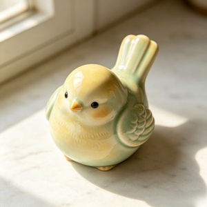 Figurine d'<span class=keywords><strong>oiseau</strong></span> en résine personnalisée BZY, statue d'animal émaillée faite à la main, décoration artistique moderne pour la maison et le bureau, vente en gros B2B, usine OEM - Product Image 2