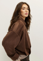 Blouson court pour femme sur mesure OEM, effet daim, simili cuir avec doublure en peluche pour un look d'hiver élégant et chaud, manteau vintage
