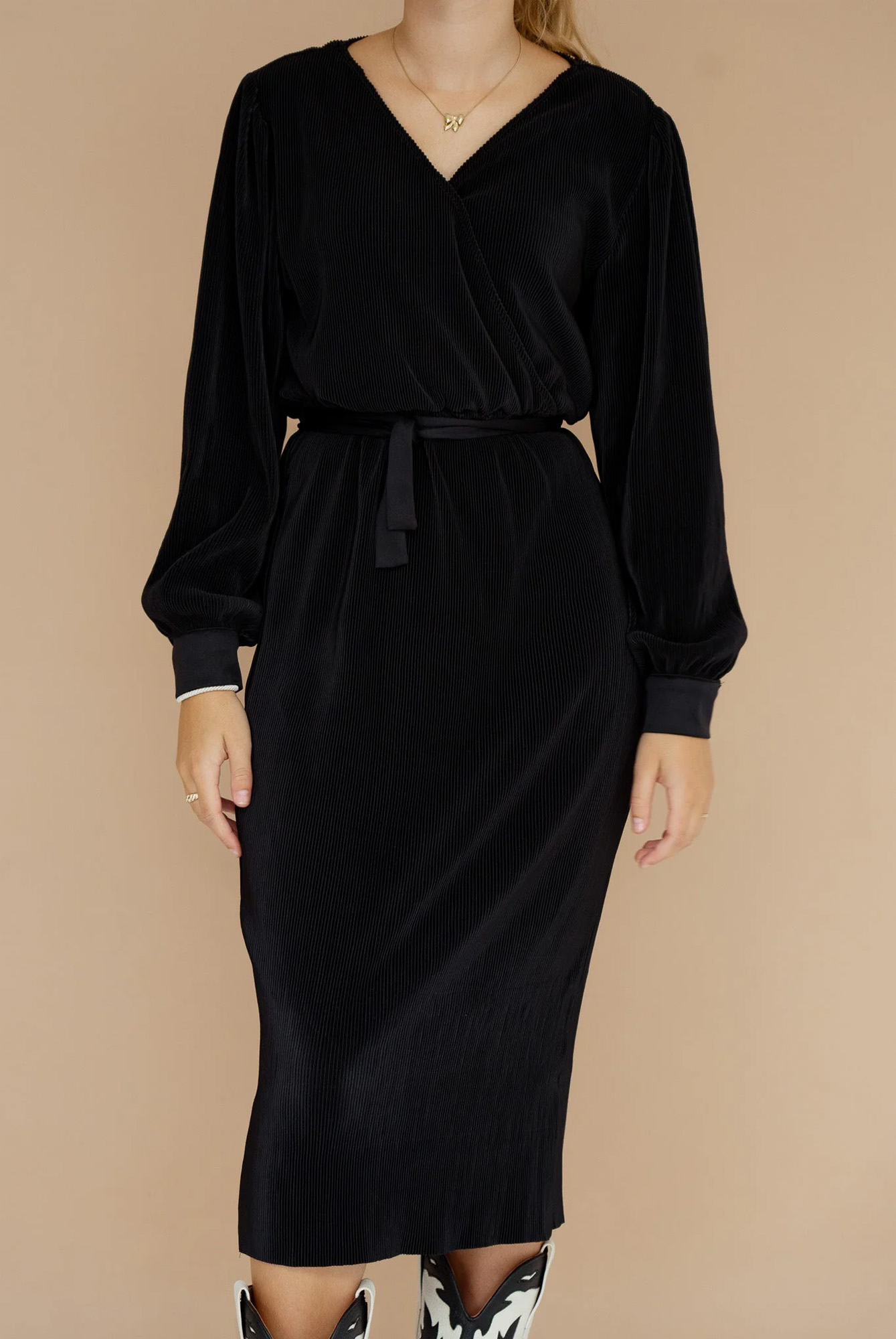 Flannel Black Casual Dresses for Women Custom 2024 Autumn Winter Christmas  Outfit Corduroy Long Sleeve V-neck Midi Vintage Dress| Alibaba.com