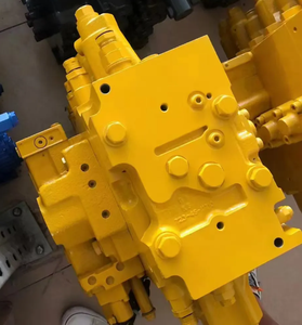Komatsu PC200, PC220, Válvula de Distribución Hidráulica, Válvula de Control Principal Hidráulico, Excavadora, 1, 2, 1, 2, 1, 2 - Product Image 1