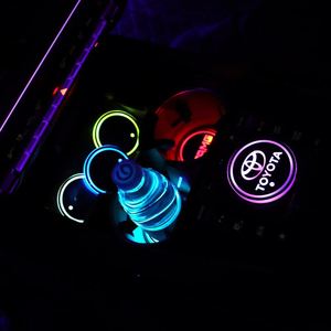 Posavasos LED para Coche con Carga USB, Luz para Portavasos, Logotipo Personalizado, Accesorio Interior para Coche, Regalo Promocional - Product Image 4