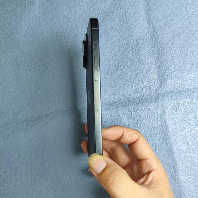 Factory Unlocked A+ Original for I Phone 16 Pro Max  Smartphone Global Version Perfect Condition No Scratch