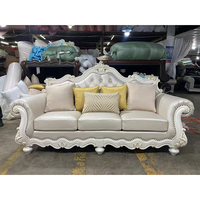 Vintage Europäisches Ledersofa-Set Handgeschnitzter Massivholzrahmen Luxuriöse Wohnzimmermöbel
