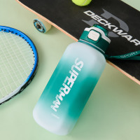 Bouteille d'eau de sport extra-large de 900 ml/1200 ml, portable, à main, design dégradé sablé, paille, en plastique