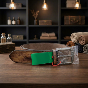 Cinturones de Cuero Genuino Hechos a Mano en India para Hombres y Niños, Diseños Grabados Personalizados, Cinturones Clásicos con Hebilla de Acero al por Mayor - Product Image 1