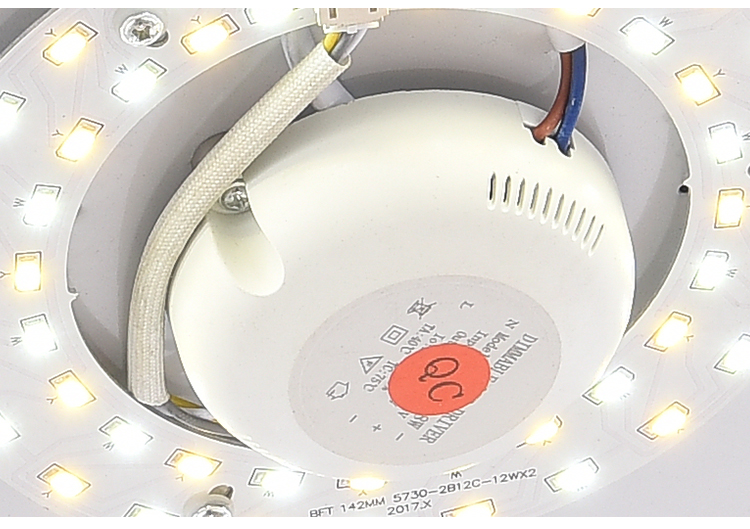Breezelux High standard home use indoor decorative Electric ceiling fan chandelier