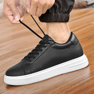 <span class=keywords><strong>Chaussures</strong></span> de skate tendance pour hommes, hauteur invisible de 8 cm, dessus en cuir véritable, semelle intermédiaire en EVA, grande couche de semelle, blanches, tendance - Product Image 3