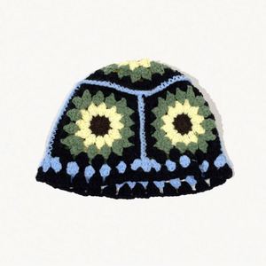 Chapeau Bob Unisexe en Crochet Fait Main avec Broderie 3D Motif Fleur, Idéal Plage et Affaires, Vente en Gros - Product Image 6