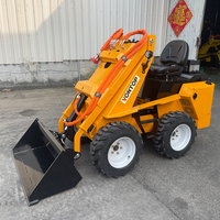 Mini-chargeuse sur pneus Kubota Euro 5 EPA à essence, 400 kg - 800 kg, avec accessoire broyeur forestier
