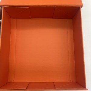 Caja de embalaje de regalo de cartón con cierre magnético plegable impreso con logotipo personalizado al por mayor para bolso/Sudadera con capucha - Product Image 2