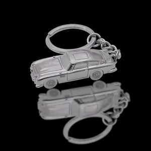 Preço de fábrica Personalizado Metal 3D Chaveiro Menino Homens Mochila Pingente Metal Car Acessórios Design Key Holder