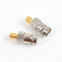 Conector RF BNC Hembra a SMA Hembra