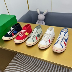 Zapatillas de Baloncesto Retro de Caña Alta con Cordones para Hombre y Mujer, Novedad 2025, Parte Superior de Cuero Genuino, Entresuela de Goma, Resistentes a los Golpes y Antideslizantes - Product Image 6