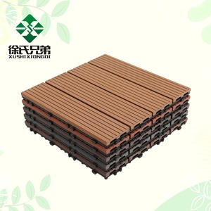 Dalles de <span class=keywords><strong>terrasse</strong></span> composites emboîtables <span class=keywords><strong>pour</strong></span> l'extérieur, anti-déformation, faciles à assembler, revêtement de <span class=keywords><strong>sol</strong></span> WPC <span class=keywords><strong>pour</strong></span> toits et terrasses - Product Image 2