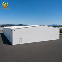 Kit de construction de bâtiment durable en structure d'acier préfabriquée, prêt pour l'extension solaire, installation facile, pour entrepôt, atelier métallique, garage et stockage