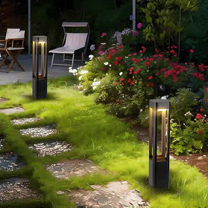 Lampes solaires LED carrées puissantes en aluminium pour pelouse, personnalisées en 2026, lampes <span class=keywords><strong>de</strong></span> jardin écoénergétiques pour usage extérieur - Product Image 3
