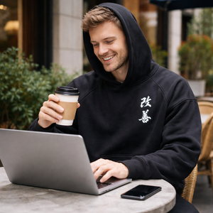 Felpa con Cappuccio Nera Premium Personalizzata all'Ingrosso per Uomo, Stampa Grafica Giapponese 'Kaizen' Kanji, Oversize, Stile Retrò Streetwear Casual - Product Image 5