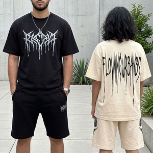 Camiseta de hombre de manga larga con efecto de dos piezas, estilo urbano, verde, con mangas en contraste y estampado gráfico en el pecho - Product Image 1