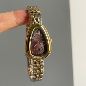 Elegante Reloj Retro para Mujer con Correa de Acero Inoxidable, Cronógrafo, Caja de Aleación, Cierre de Broche, Brazalete de Cadena de Alta Gama - Product Image 1