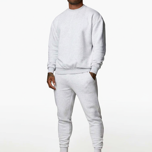 Trajes deportivos para hombre, ligeros, transpirables, conjuntos de chándal de 2 piezas para hombre, logotipo personalizado, última moda, sudor a granel 2025 - Product Image 1