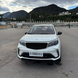 Nuevo Modelo 2026 Livan X3 Pro MT SUV Gasolina/Petroloso R16 Volante a la Izquierda Cámara Techo Metálico Techo Solar Manual para Adultos - Product Image 2