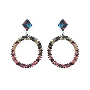 Boucles d'oreilles pendantes élégantes et tendance pour femmes, plaquées or, papillon brillant, luxe haut de gamme européen et américain, nouvelle collection transfrontalière - Product Image 6