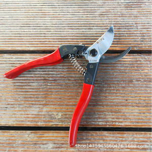 Sécateur Hisaichiro S108H, lame de 45 mm en acier inoxydable SK-5, structure papillon pour la taille des arbres et des branches fruitières - Product Image 5