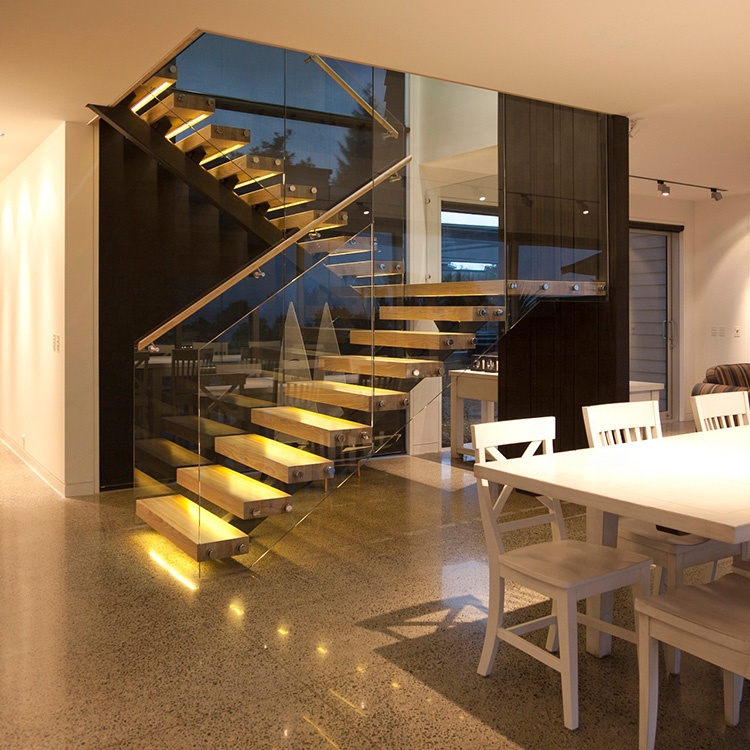 Светодиодная U-образная деревянная стеклянная лестница для помещений из массива дуба