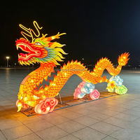 Leuchtende Drachen-Laterne Traditionelle Chinesische Loong-Laterne aus Seide für Neujahrsfeste und Veranstaltungen