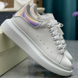 รองเท้าผ้าใบหนังแท้แบรนด์หรูระดับท็อป สไตล์ลำลอง พื้นหนา ดีไซน์คลาสสิกทันสมัย สำหรับทั้งชายและหญิง สไตล์บาสเก็ตบอล - Product Image 1