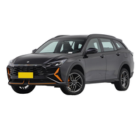 Meilleur prix Nouvelle voiture à essence Dongfeng Fengshen Aeolus Yixuan, économique, 4 portes, 5 places, 1.5L, toit métallique, en stock