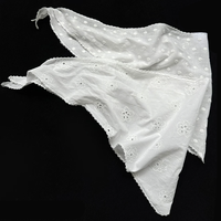 Écharpe triangulaire en coton brodée de petites fleurs pour femmes, idéale pour le printemps et l'été, accessoire polyvalent pour la tête
