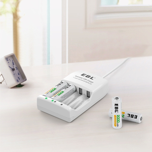 EBL Paquete de 4 Baterías Recargables AA de 2300 mAh con Cargador de Baterías con Ranura Independiente - Product Image 6