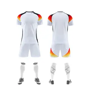 Latest 2024 Professional Soccer Jersey Design Club Jersey Polyester Men Soccer Uniform