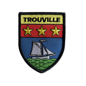 Patch brodé avec crochet et boucle Mont St Michel Deauville France Patch de broderie française - Product Image 4